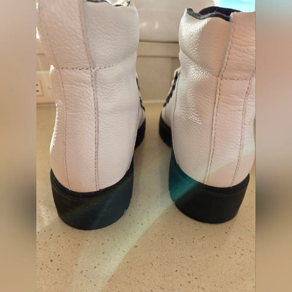 Cougar White Ankle Boots - Picture 4 of 9